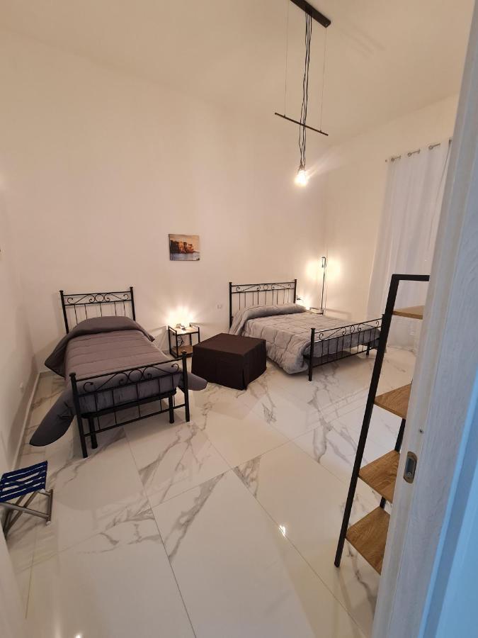 Lumacors House Bed & Breakfast Napoli Ngoại thất bức ảnh