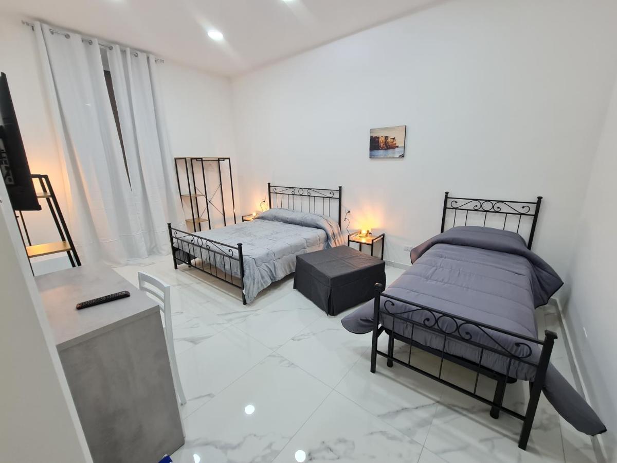 Lumacors House Bed & Breakfast Napoli Ngoại thất bức ảnh