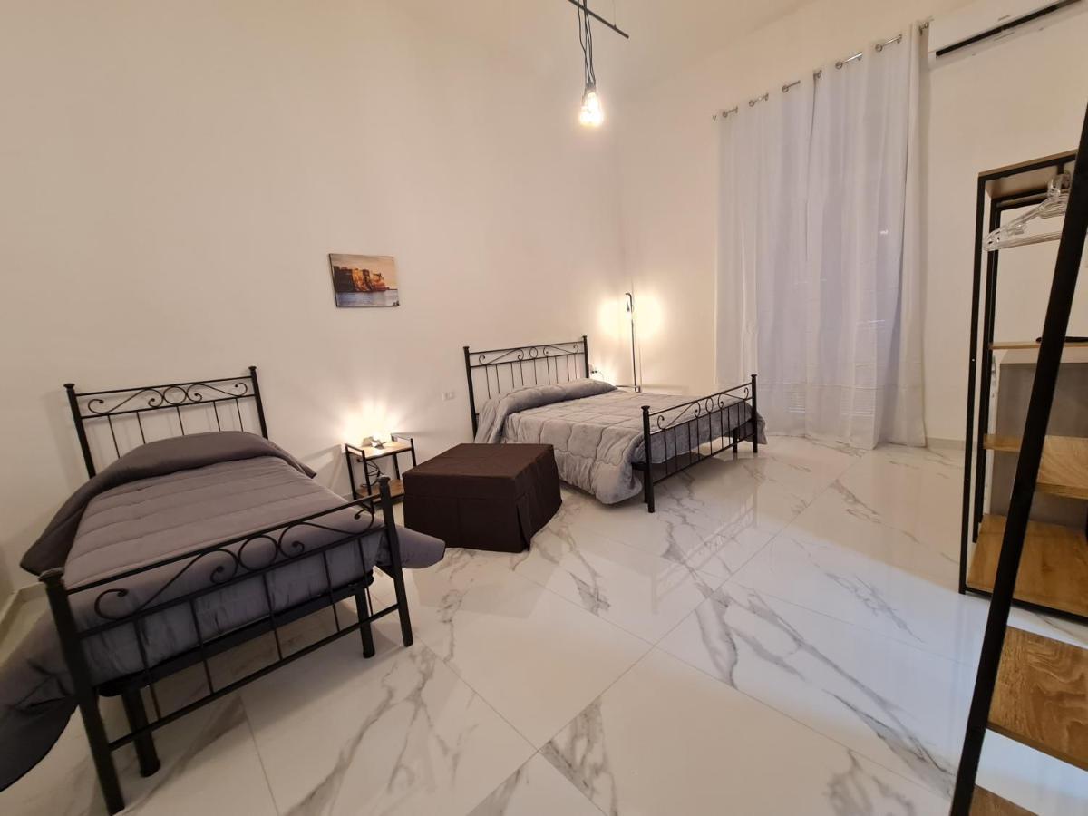 Lumacors House Bed & Breakfast Napoli Ngoại thất bức ảnh
