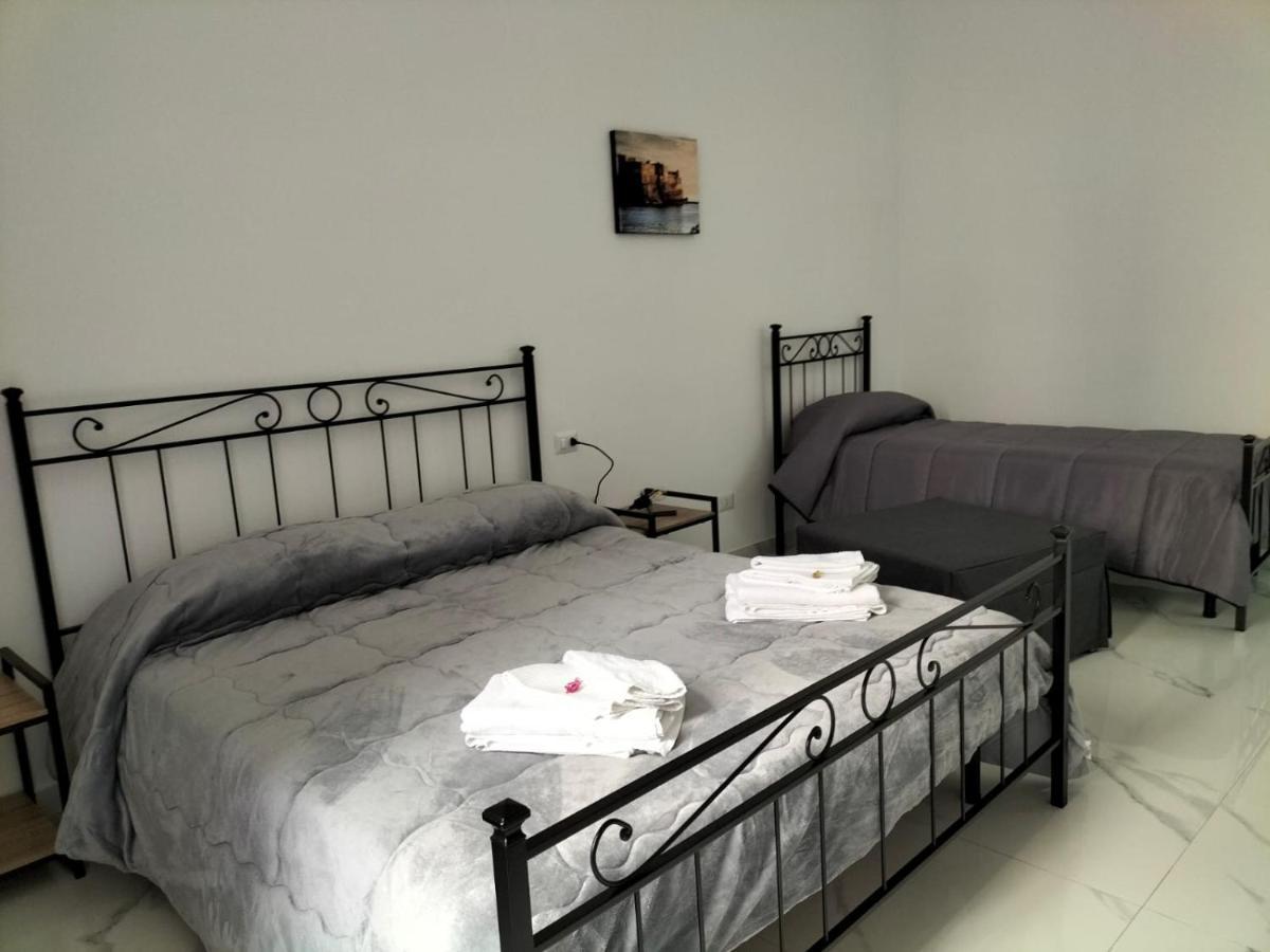 Lumacors House Bed & Breakfast Napoli Ngoại thất bức ảnh