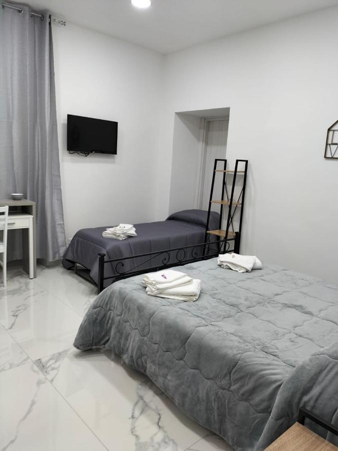 Lumacors House Bed & Breakfast Napoli Ngoại thất bức ảnh